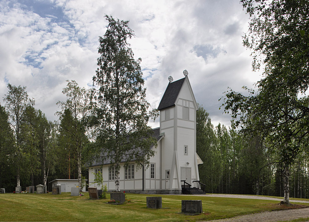 Puottaure kyrka