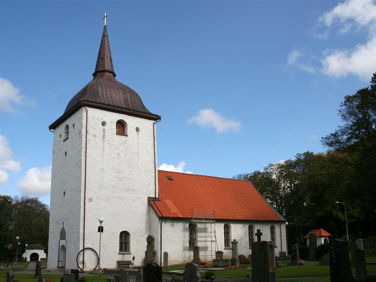 Vallda kyrka
