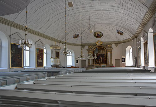 Gårdsby kyrka, interno