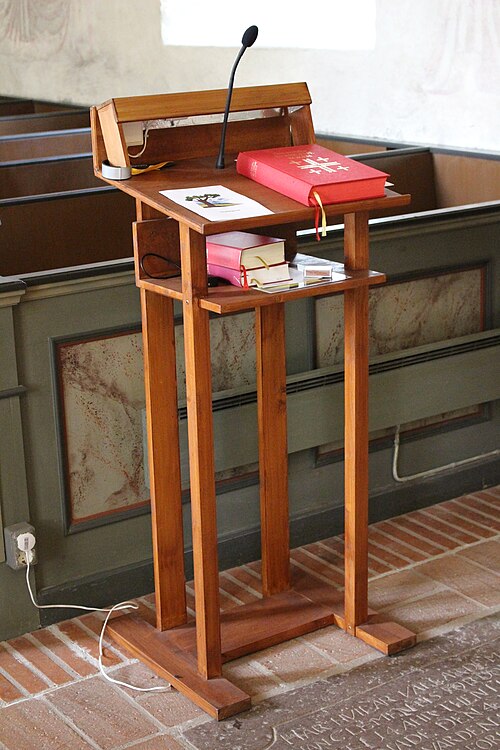 Morkarla kyrka, interno