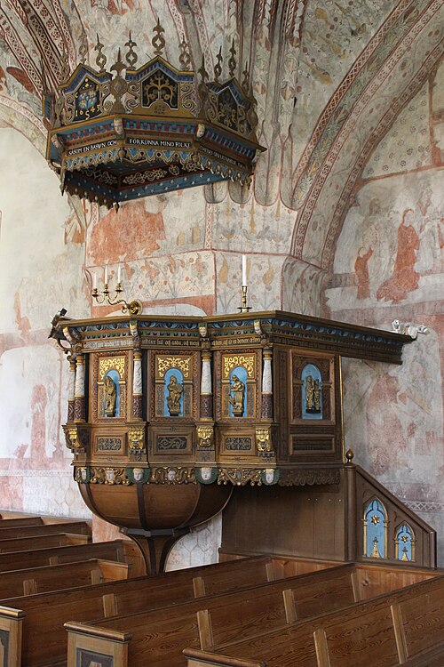 Tortuna kyrka, interno