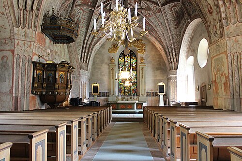 Tortuna kyrka, interno