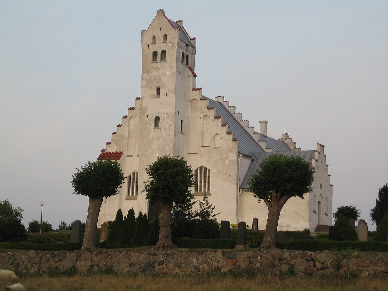 Fru Alstads kyrka