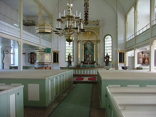 Högby kyrka, interno