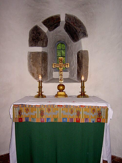 Hjälmseryds gamla kyrka, intérieur