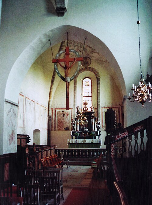 Othems kyrka, interno