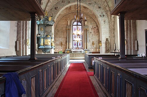 Stavby kyrka, interno