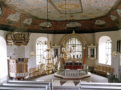 Surteby kyrka, interno
