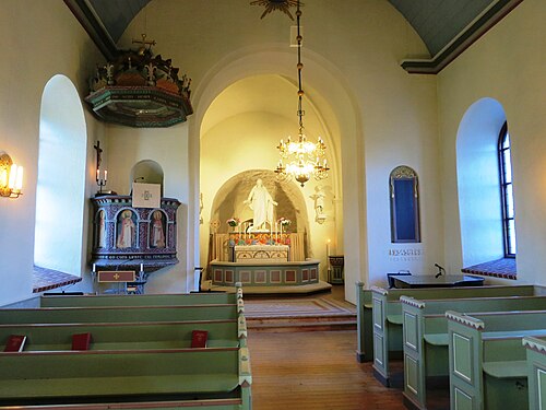 Holms kyrka, interno