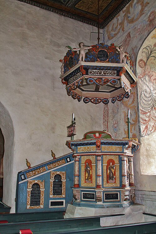 Lannaskede gamla kyrka, interno