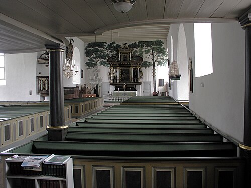 Heliga Trefaldighetskyrkan, interno