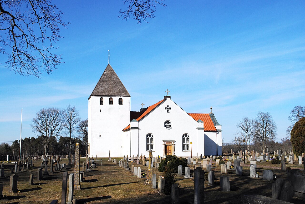 Persnäs kyrka