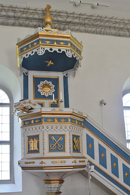 Löts kyrka, interno
