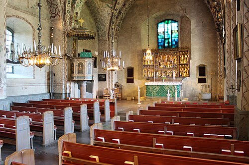 Täby kyrka, intérieur