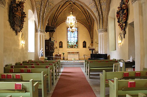 Almby kyrka, interno