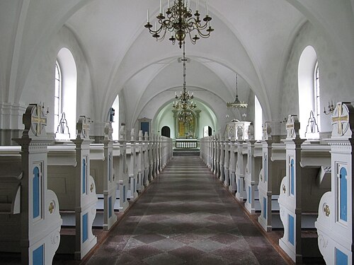 Ausås kyrka, interno