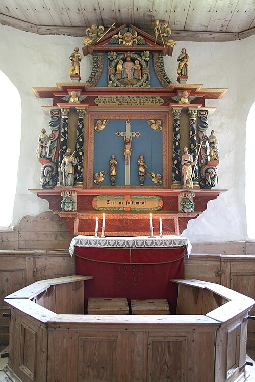 Ornunga gamla kyrka, intérieur