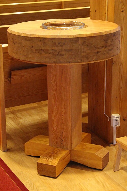 Bäve kyrka, intérieur