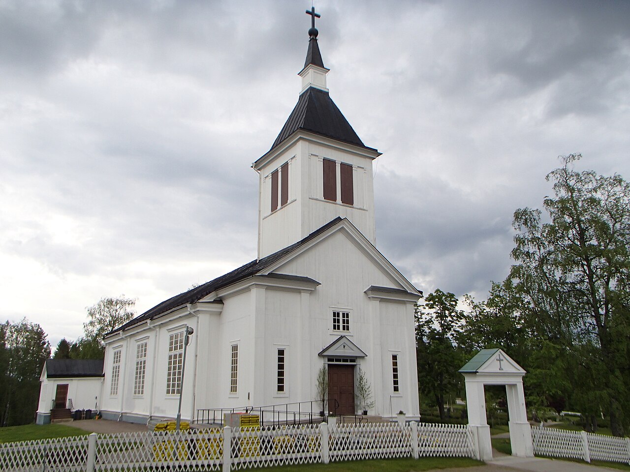 Björna kyrka