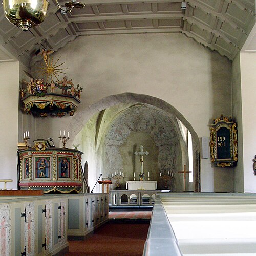 Asby kyrka, interno