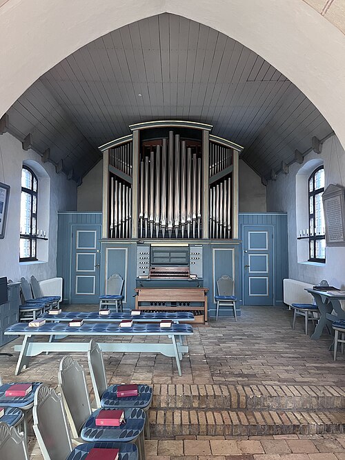 Burlövs gamla kyrka, interno