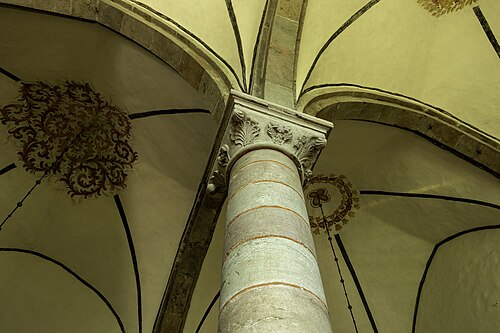 Hamra kyrka, interno