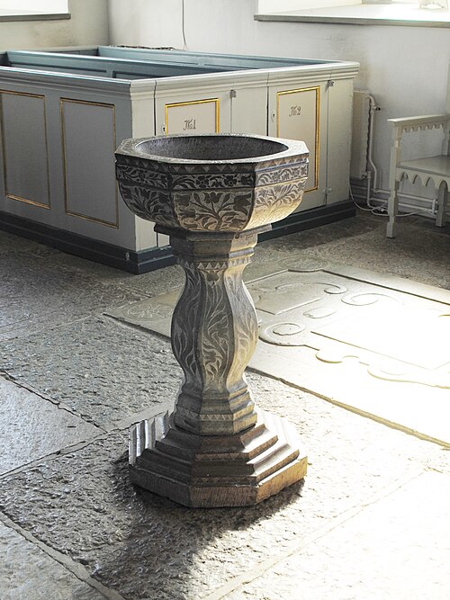 Högsrums kyrka, interno