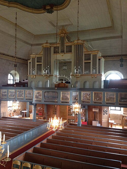 Ovikens gamla kyrka, intérieur
