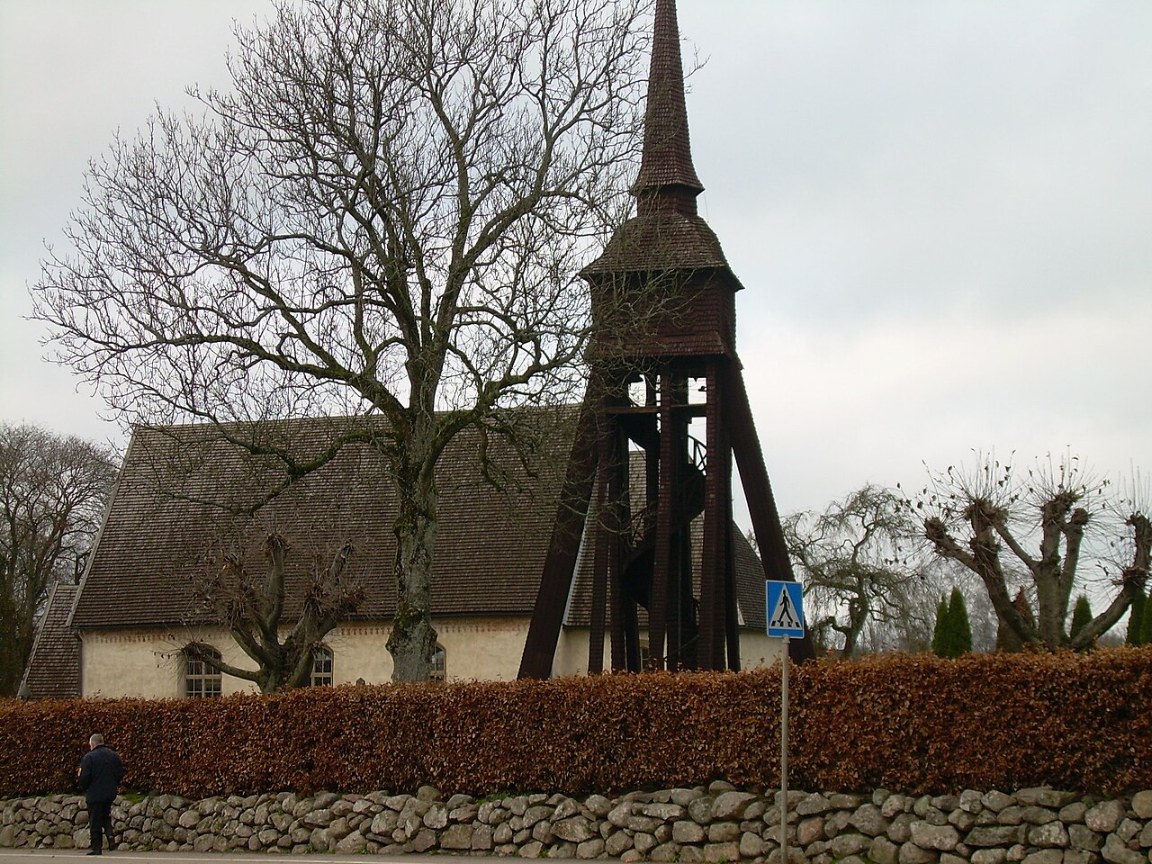 Alvesta kyrka