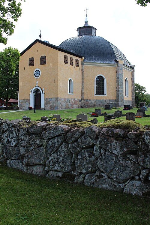Järlåsa kyrka