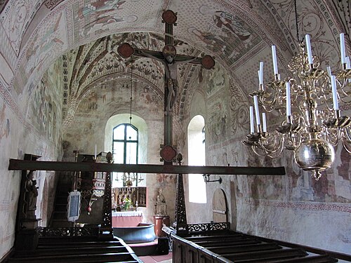 Alnö gamla kyrka, interno