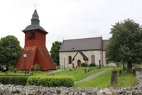Orkesta kyrka, intérieur