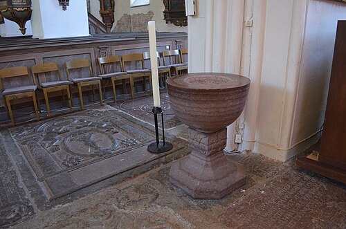 Vårfrukyrkan, interno