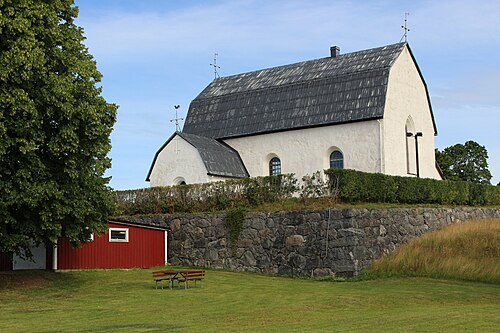 Tolfta kyrka, interno