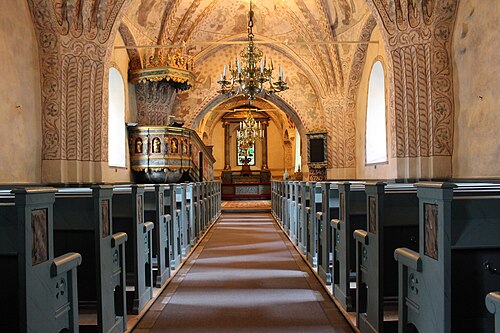 Löts kyrka, interno