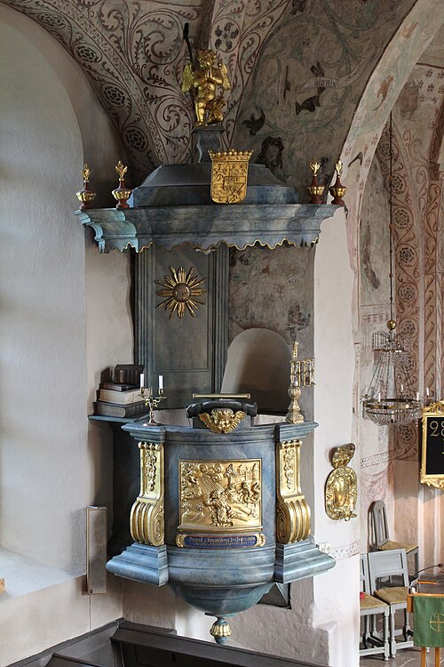 Stavby kyrka, interno