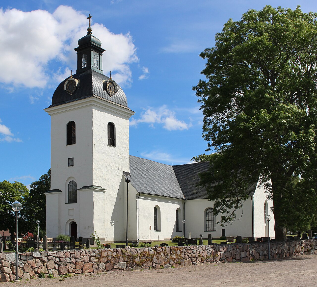 Bälinge kyrka
