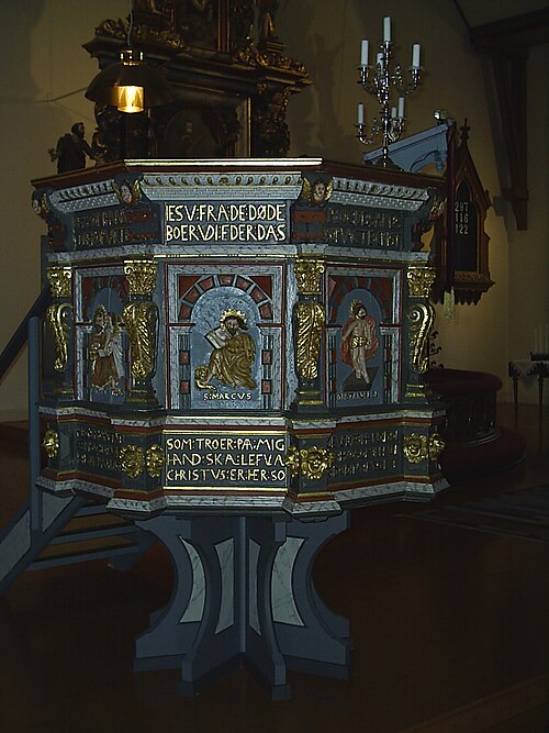 Tegneby kyrka, interno