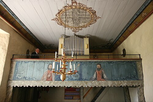 Vesene kyrka, interno