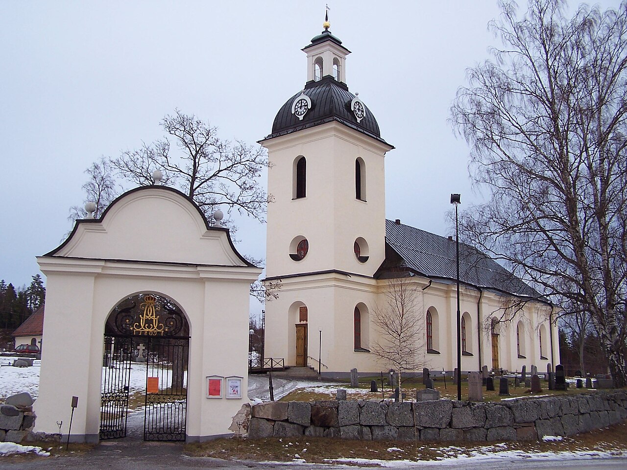 Högsjö nya kyrka