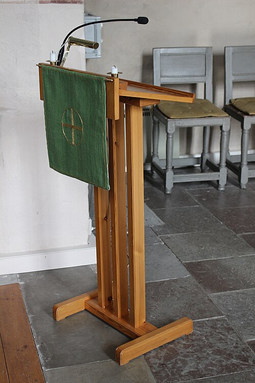 Stavby kyrka, interno