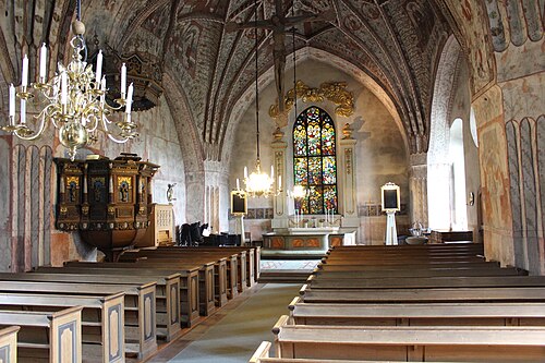 Tortuna kyrka, interno