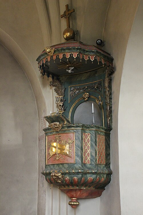 Valbo kyrka, interno