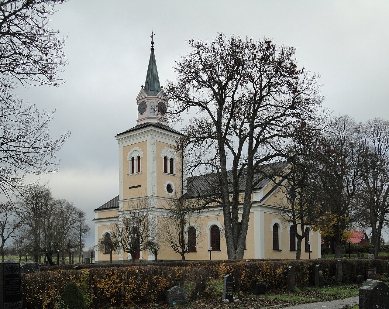 Väddö kyrka