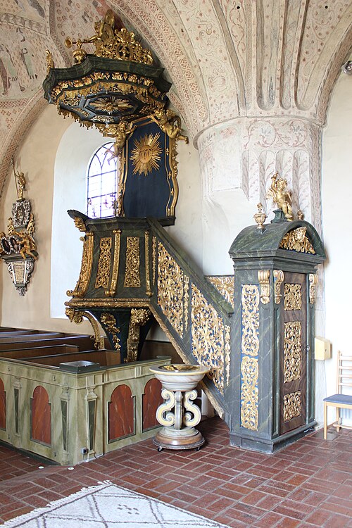 Films kyrka, interno