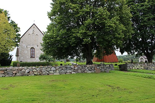Orkesta kyrka, intérieur
