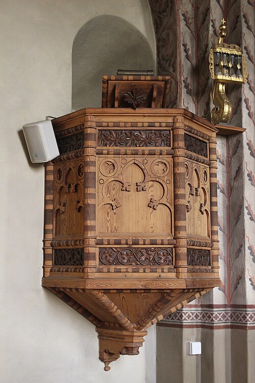 Knivsta gamla kyrka, interno