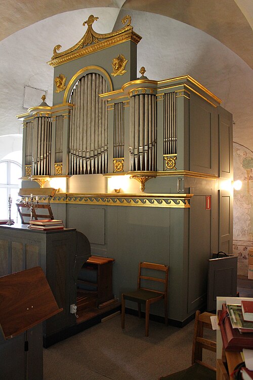Stavby kyrka, interno