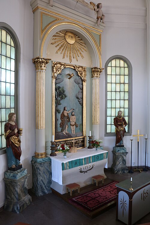 Högby kyrka, interno