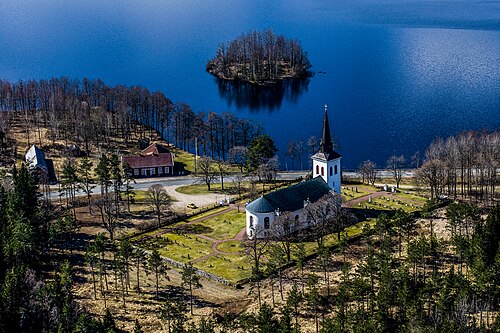 Almesåkra kyrka